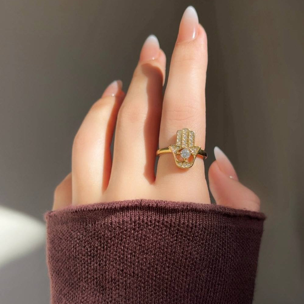Hand Diamond Ring