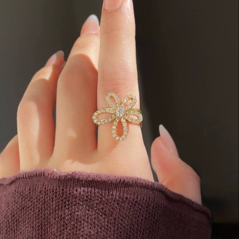 Flower Diamond Ring