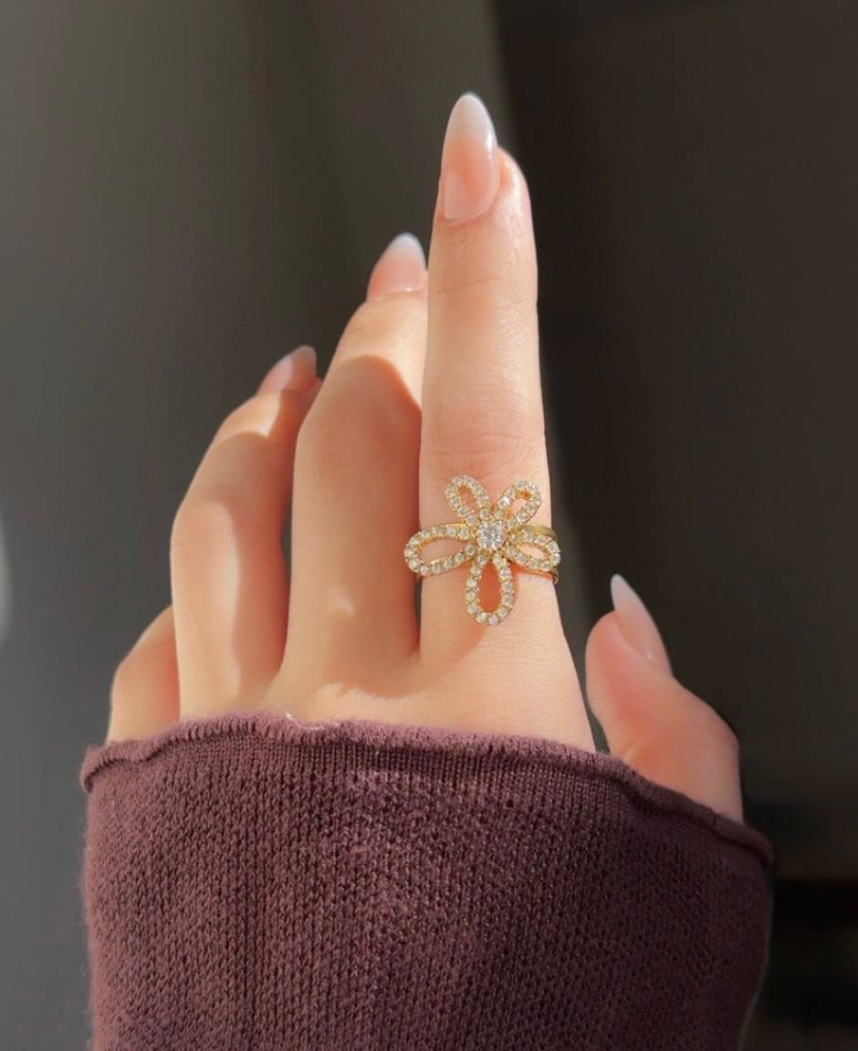 Flower Diamond Ring