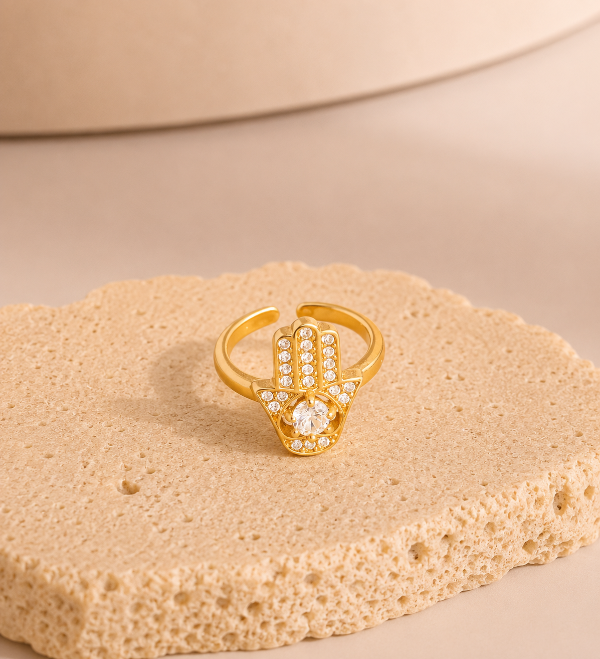 Hand Diamond Ring