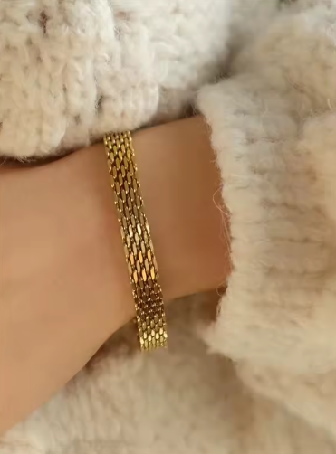 Italian Mesh Link Chain Bracelet - Image 2