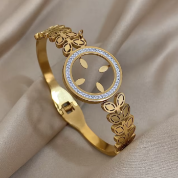 Circular Rhinestone Leaf Belt Bracelet