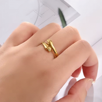 Hug Ring Gold