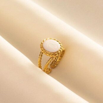 Pearl Ring