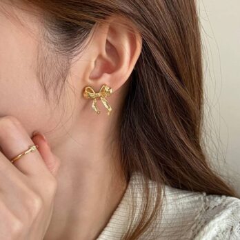 Bow Earring