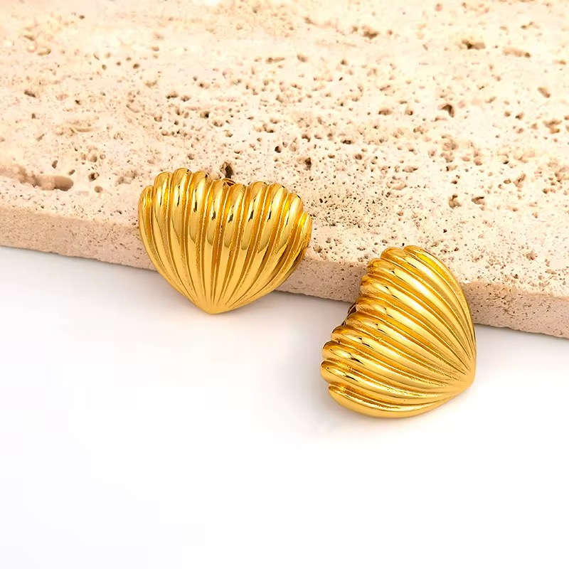 Irregular Heart Stud Earrings - Image 2