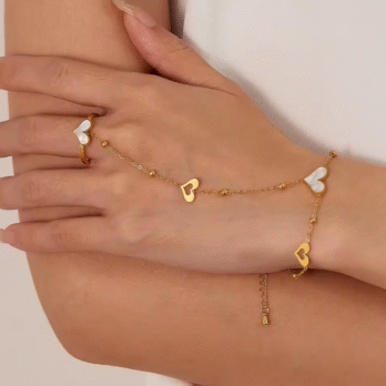 Pearl Hearts Hand Chain