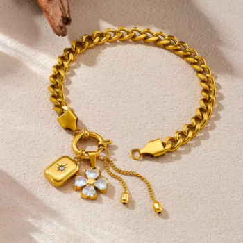 Diamond-Studded Flower Star Square Pendant Tassel Bracelet